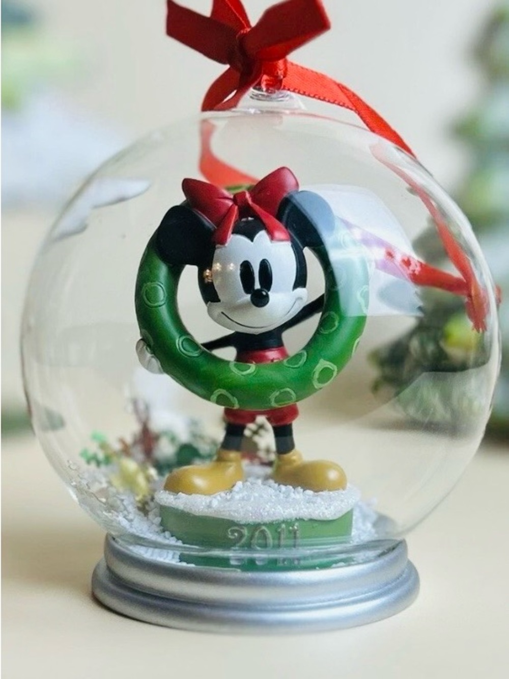 Disney Mickey Mouse Snow Globe Glass Christmas Tree Ornament Wreath Decor 2011